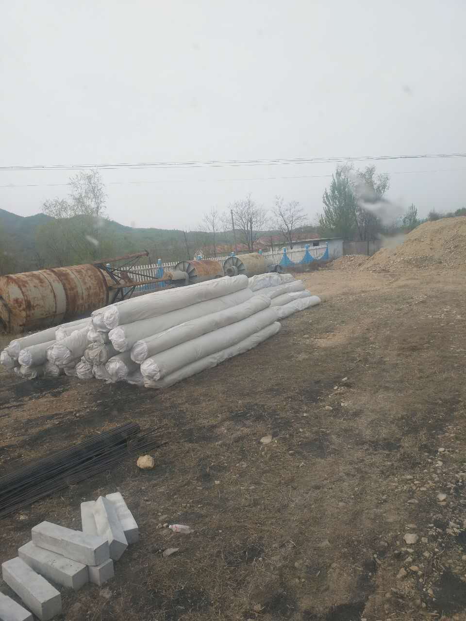 土工膜現(xiàn)場(chǎng)